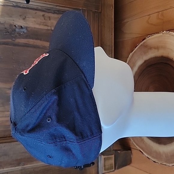 Vintage New Era 7 1/8 Fitted Boston Red Sox 100% Wool Pro Model - Picture 3 of 9